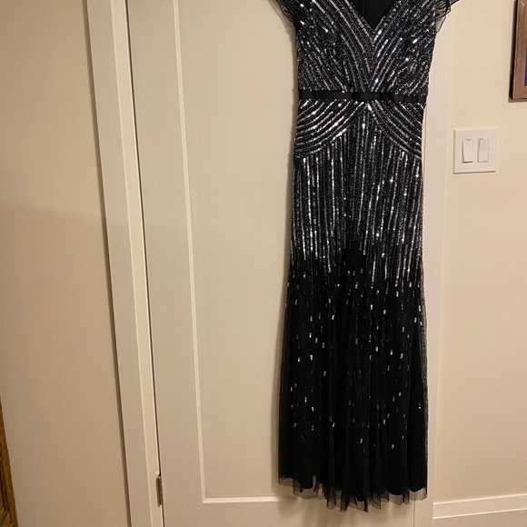 Adrianna Papell sequinned gown - Picture 4 of 7